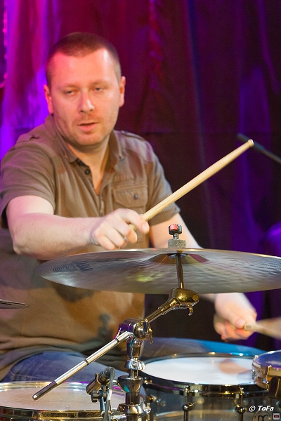 img00019.jpg